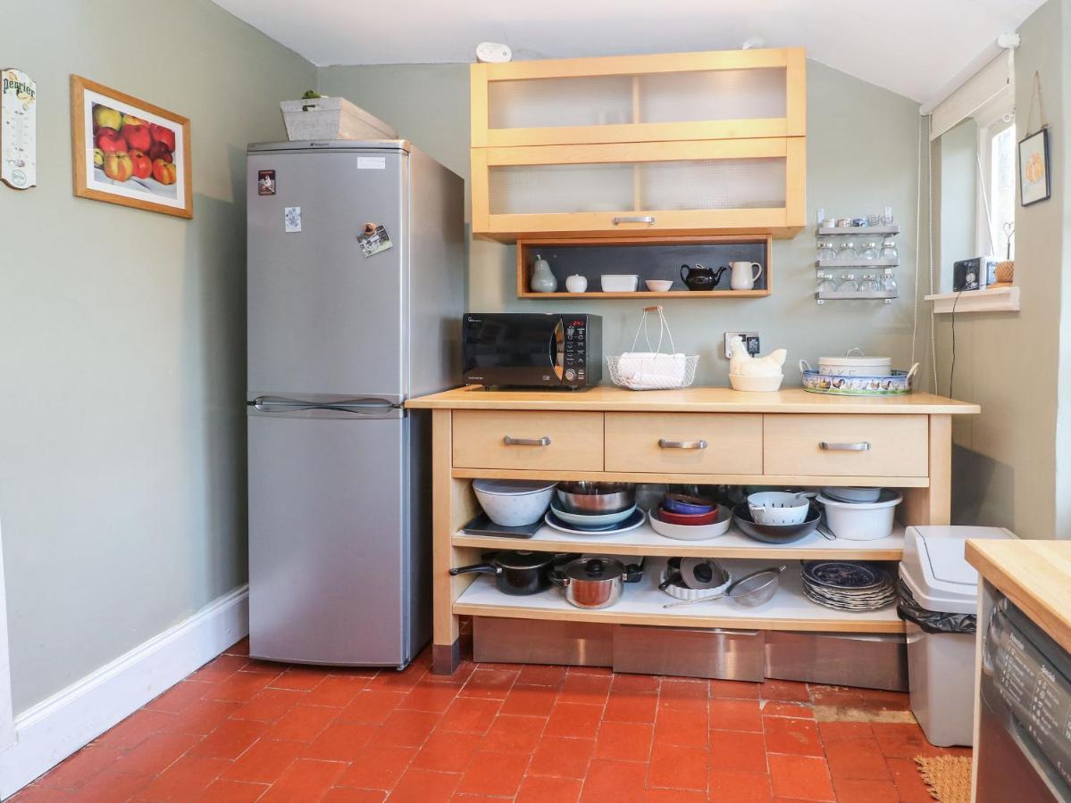 Green Pump Cottage Блокли Екстериор снимка